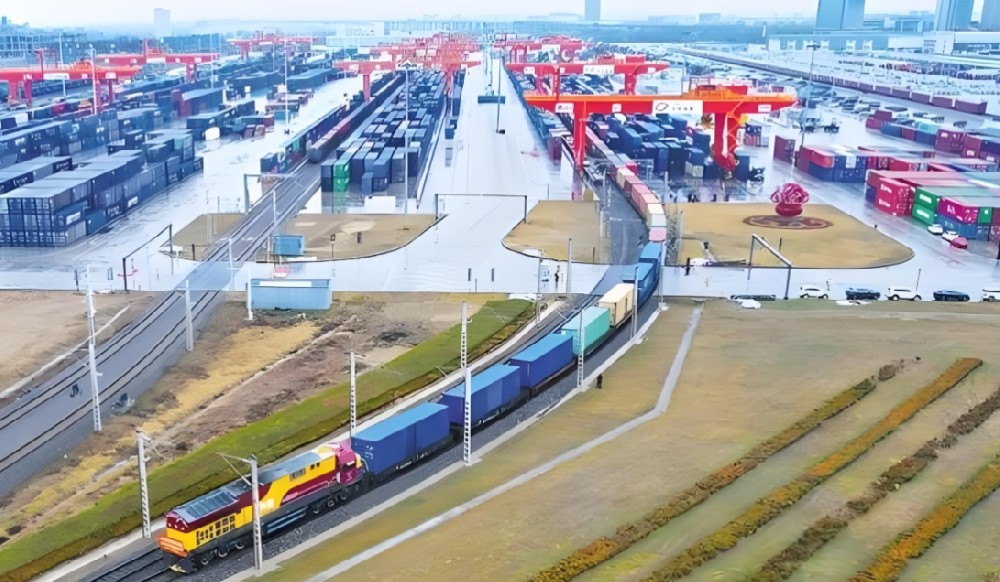 工業(yè)絲路：中歐班列（西安）助力國際貿(mào)易跑出開放“加速度”