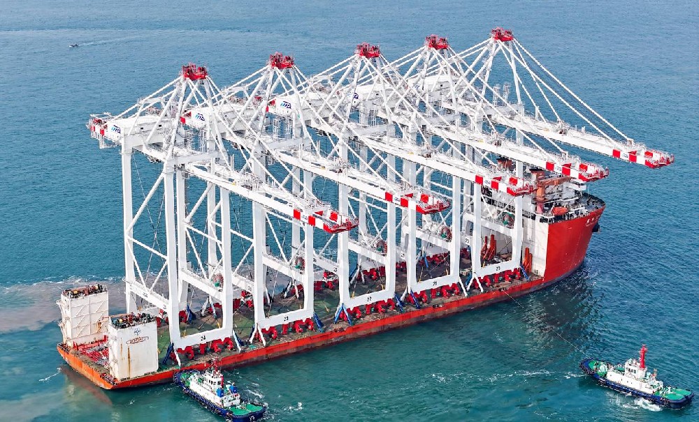 中美關稅談判向好、H20芯片放行，工業絲路助力外貿破局