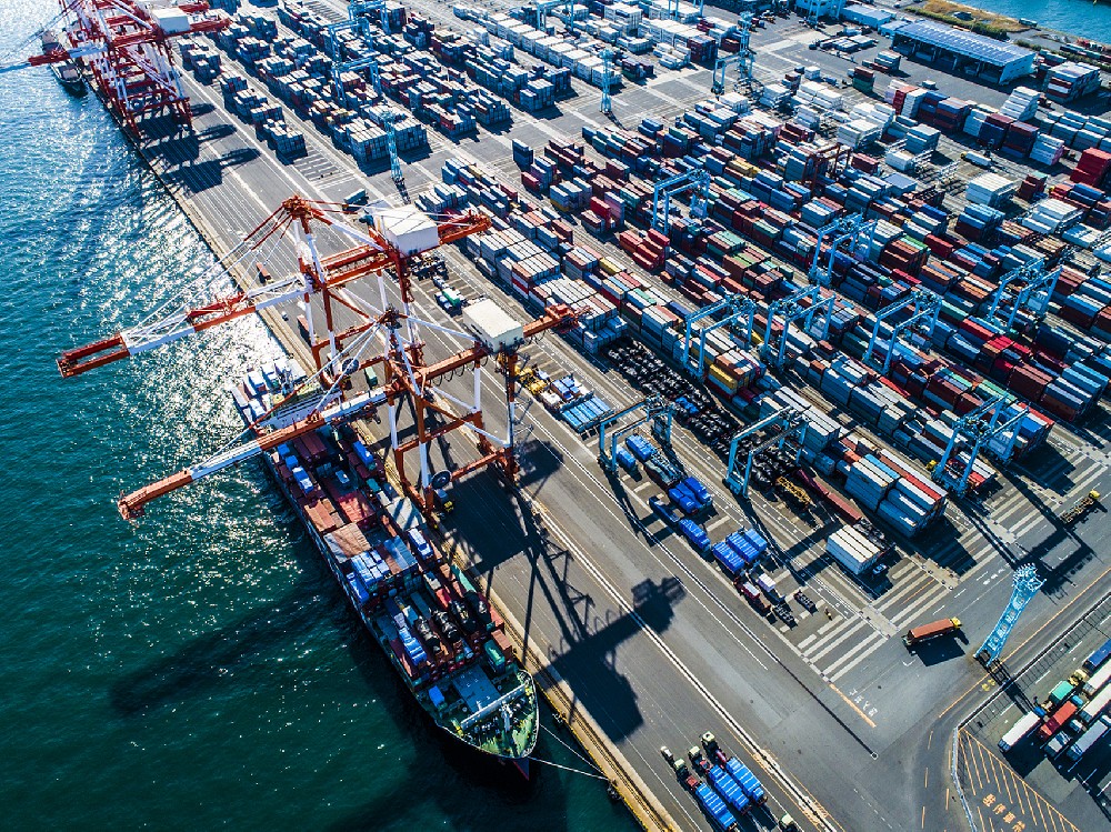 出口穩健上升，美關稅再生變數，東盟貿易破兩千億！